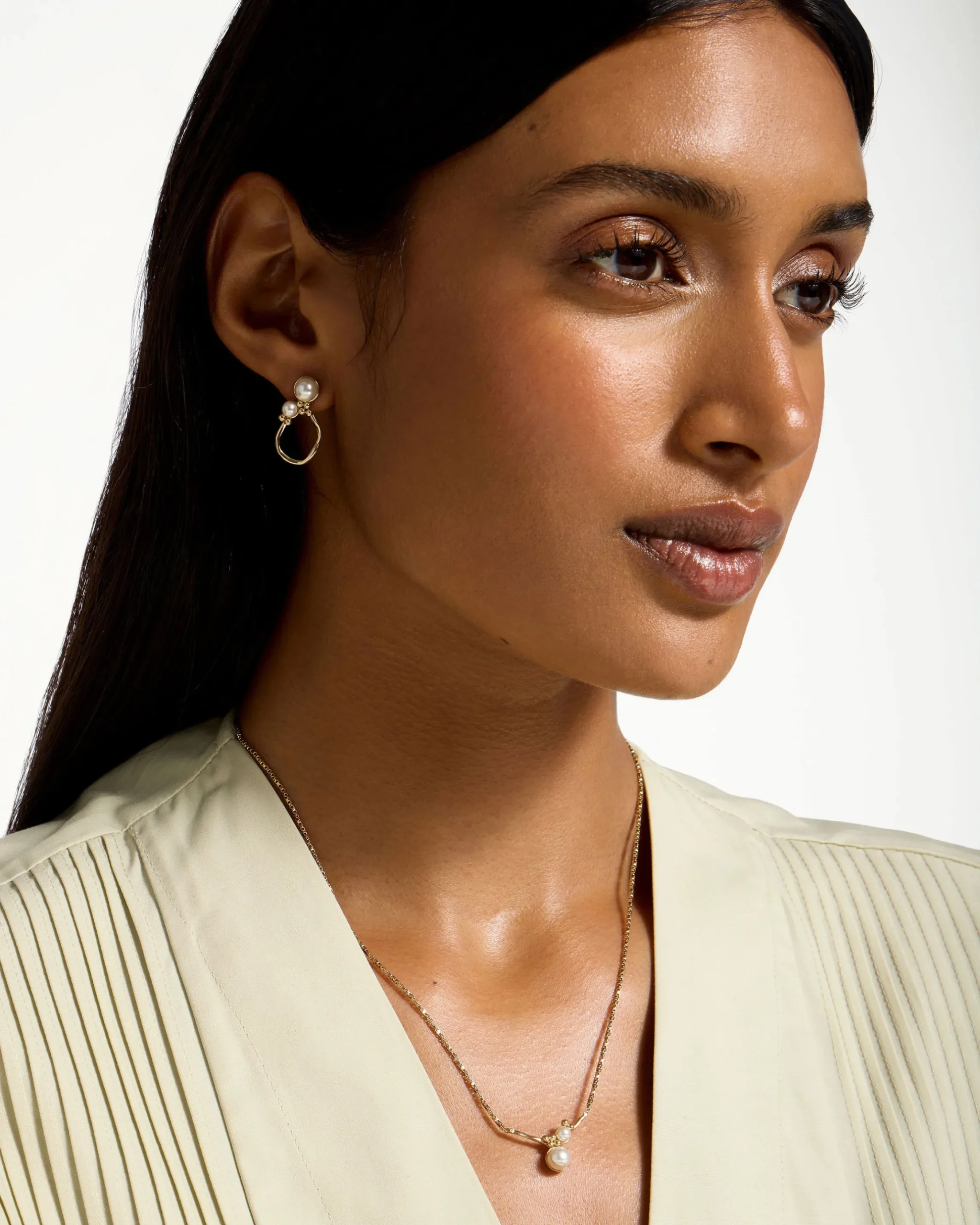 Pearl Cluster Necklace - 22 Carat Gold Gilded